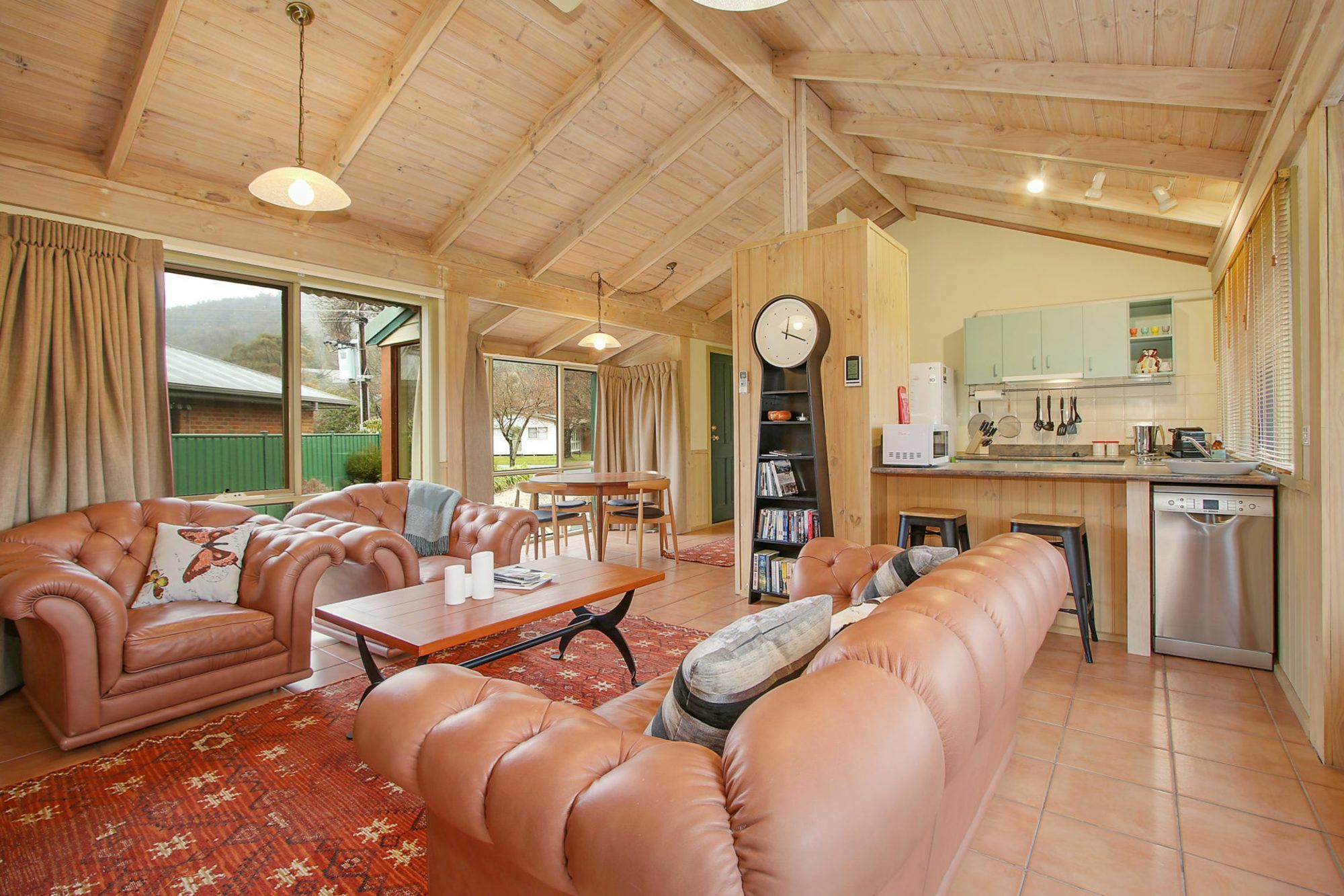 R & R In Bright - Short Walk To Town Apartment Ngoại thất bức ảnh