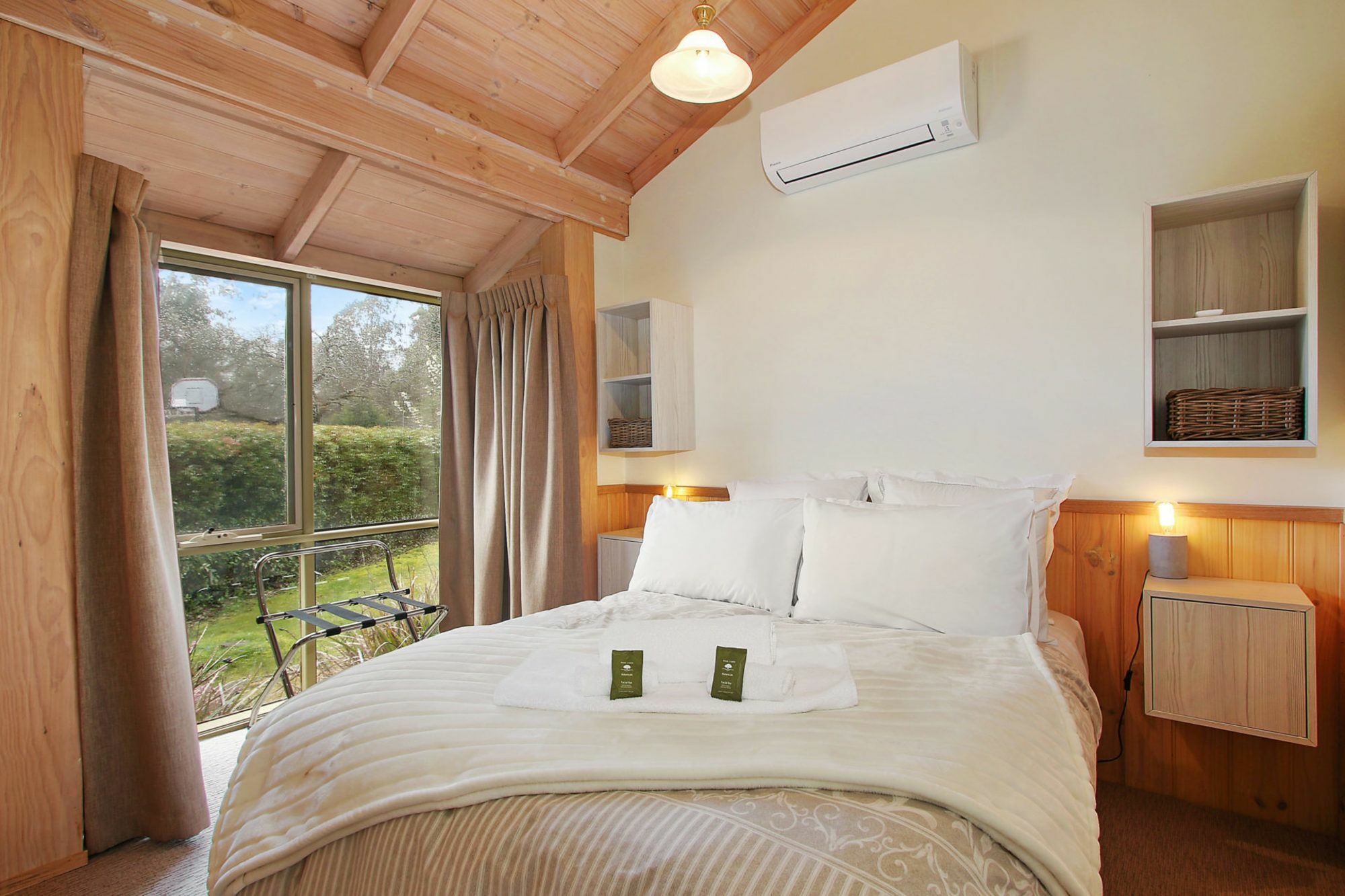 R & R In Bright - Short Walk To Town Apartment Ngoại thất bức ảnh